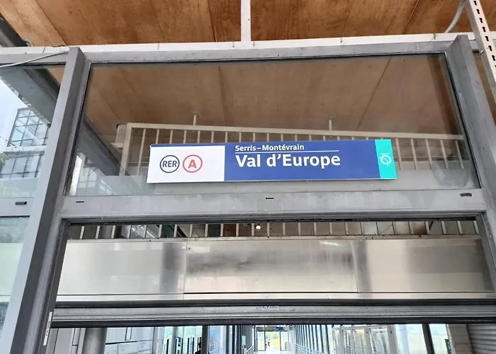 Cosy Neuf + Lit Bebe A 4 Minutes Rer A Lägenhet *