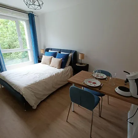 Cosy Neuf + Lit Bebe A 4 Minutes Rer A Apartment