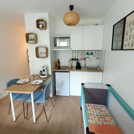 Apartment Cosy Neuf + Lit Bebe A 4 Minutes Rer A