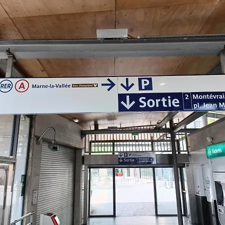 Apartment Cosy Neuf + Lit Bebe A 4 Minutes Rer A Montévrain